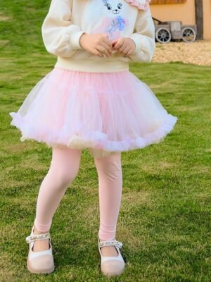 童裝 裙褲 - ️️️️韓版女童蓬蓬紗裙褲 現貨尺碼:110,140,150 🏷買滿$500或以上包中通自取點/智郵站或郵局取/OK便利店。 ⭐️ 順豐到付 ⭐️ 平郵+$8(限重250g) / +$16(限重500g) 需自行承擔寄失風險 ⭐️ 智郵站(香港郵政智能櫃)或郵局取件 收費0.5kg +$10, 1kg +$18 ⭐️ 中通(自提點首公斤+$15) 尚有其它清貨商品: 特價清貨區 ++++++++++++++++++++++++++++++++++++ 歡迎你like and follow我Facebook專頁: Facebook: https://www.facebook.com/hkawesomekids/ 另外,你可以加入我哋嘅WhatsApp group,最快收到最新既各樣優惠😘 如同意可按此加入:https://chat.whatsapp.com/Cwej2o0H0X22O2rPPW3I0t ⚠️溫馨提示:記得較靜音🔇